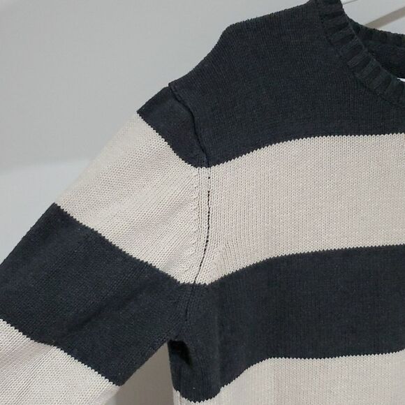 GAP Lrg Oat Stripe Crm & Gry Crew Neck Sweater - Picture 4 of 6